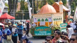Semarak Kafilah LPTQ Kalimantan Selatan Dalam menampilkan Kebudayaan dan Kearifan lokal MTQ XXXI di semarang