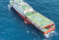 Kapal Basarnas, masih menyusuri laut, untuk mencari yang masih belum diketemukan