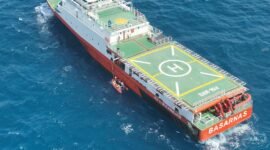 Kapal Basarnas, masih menyusuri laut, untuk mencari yang masih belum diketemukan