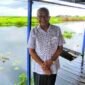 Kunjungan Almarhum Sewaktu menjalani Perkampungan Ds Padang Bangkal, keinginan baru tercapai hingga 40 tahun,baru bisa menginjakkan kaki didesa tersebut, sambil ujan-ujanan pun beliau mau lewati,dengan hati gembira. Ini bukti perjalanan beliau menjalajahi Ds Padang Bangkal, Kec Sungai Pandan, Kab HSU Kalsel