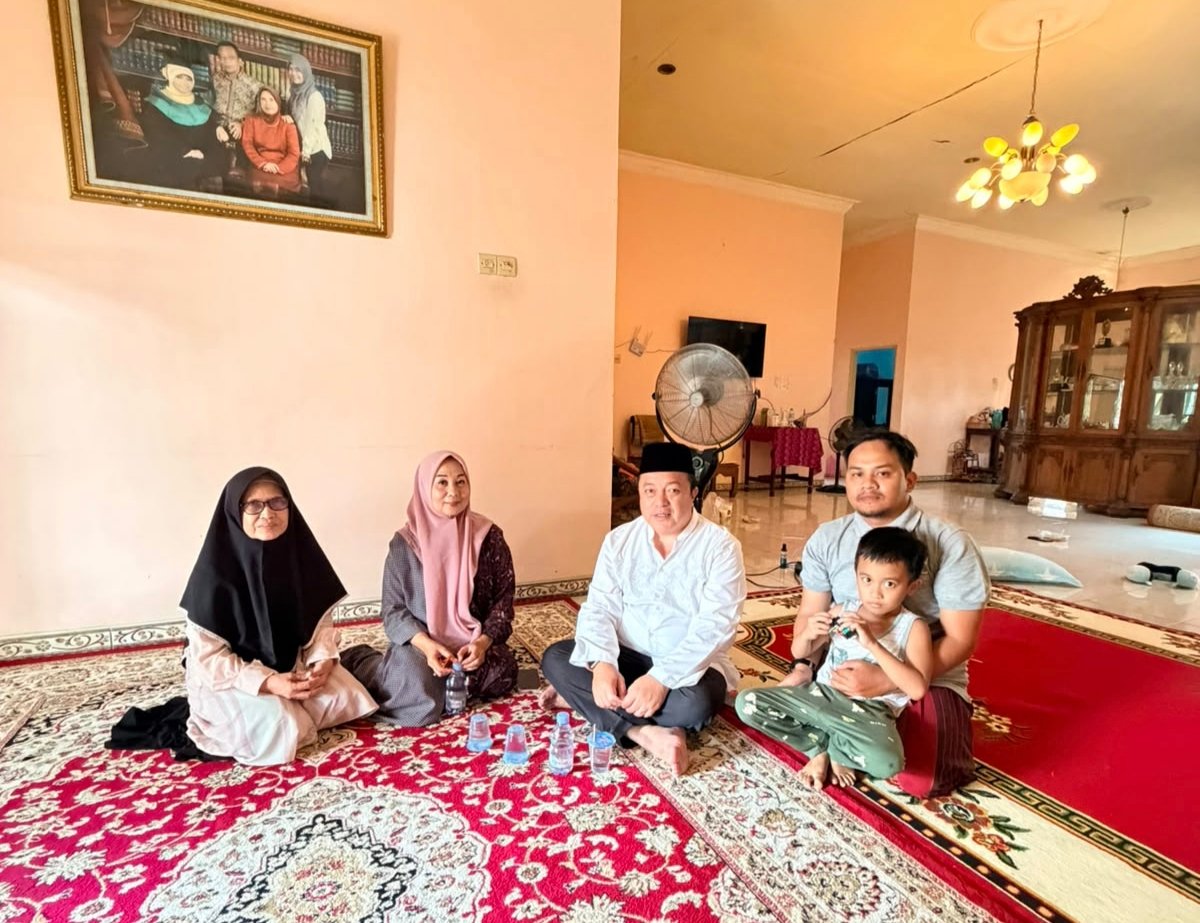 Kunjungan Silaturahim HM.Rosehan NB,SH kediaman Alm. dr.Achyar Nawi Husin,Sp.KJ