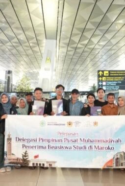PP Muhammadiyah Lepas Penerima Beasiswa ke Maroko: Dorong Internasionalisasi Kader dan Penguasaan Multibahasa