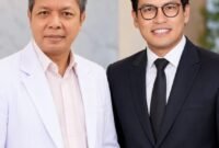 DUET DOKTER SPESIALIS — dr. Musyaddad, Sp.An (kiri), dan dr. Setyo Teguh Waluyo, Sp.OG (kanan), dari Ciputra Mitra Hospital Banjarmasin, siap tampil bersama pada kategori Ganda Putra A Mel's Cup V2. Keduanya dijadwalkan menghadapi pasangan Dinas Kesehatan Provinsi Kalimantan Selatan pada Sabtu, 17 Oktober 2026, di GOR Ekso Banjarmasin. (Ilustrasi komposit: Dok. Mel's Cup)